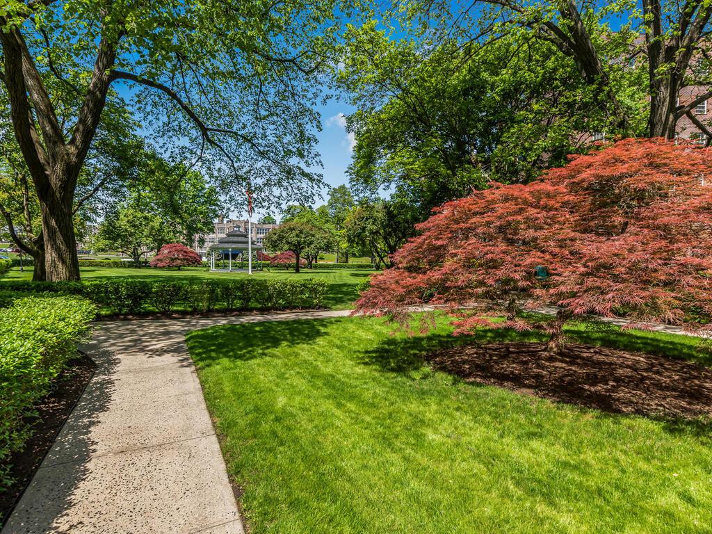 210 Pelham Road #6H, New Rochelle, New York image 21