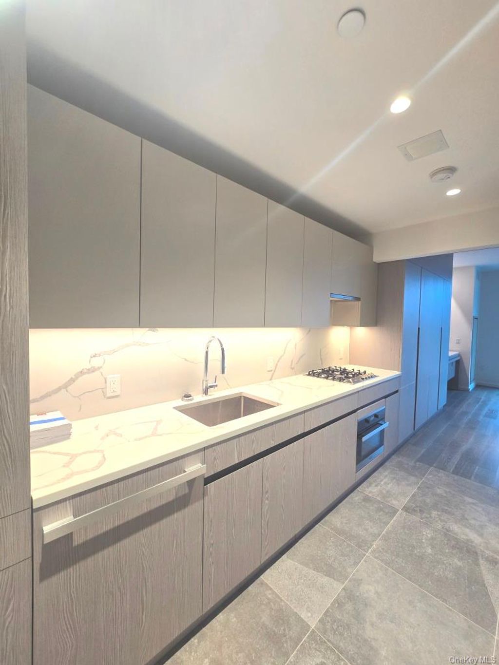 Photo of 13336 37th Avenue #5N, Flushing, NY 11354 (MLS # 955969)