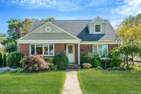 127 Locust Street, Floral Park, NY 11001 - MLS#: 1061434