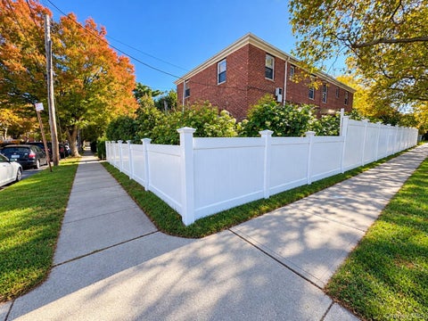 Multifamily For Sale - 160-06 75th Rd Fesh Meadow Rd #3<br/> Fresh Meadows, NY 11366