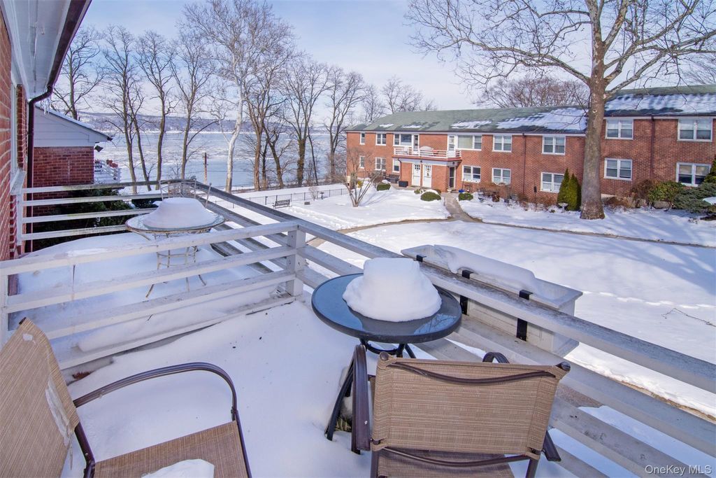 Photo of 314 S Buckhout Street #0, Irvington, NY 10533 (MLS # 953513)