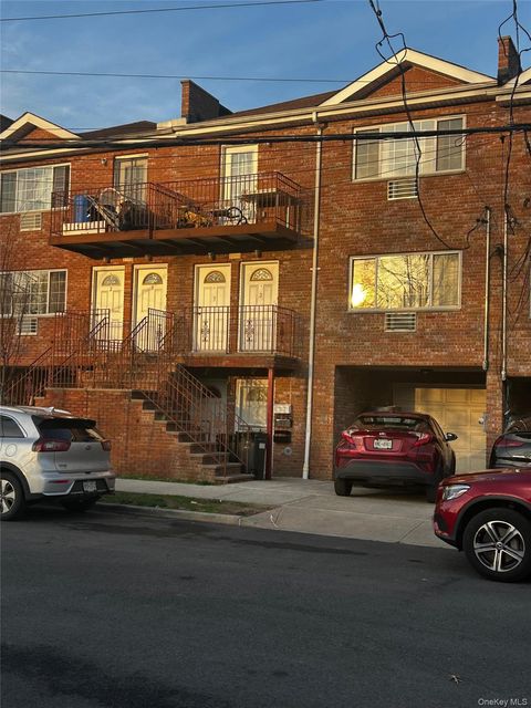 3544 Ely Avenue Bronx NY 10466