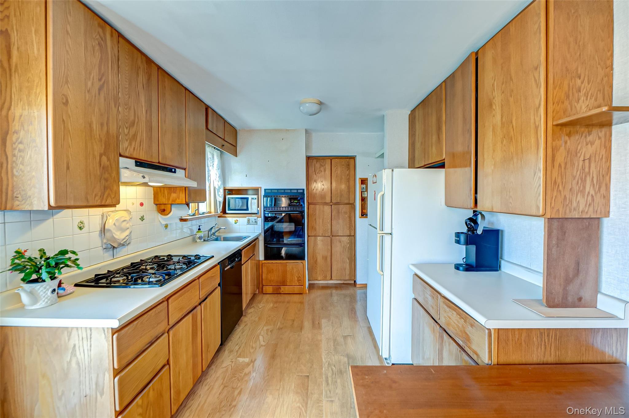 305 West 20th Street