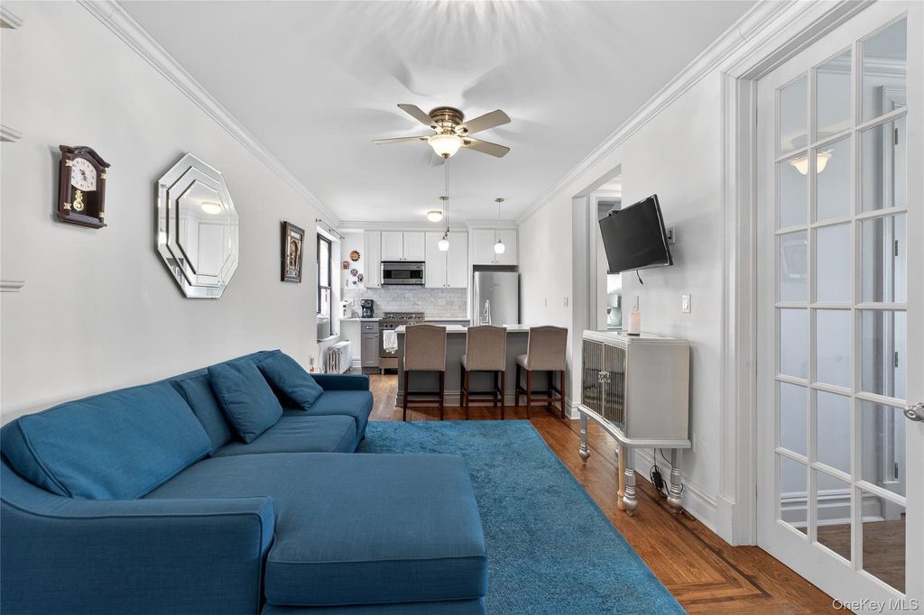 Photo of 42-22 Ketcham St #F16, Elmhurst, NY 11372 (MLS # 978161)