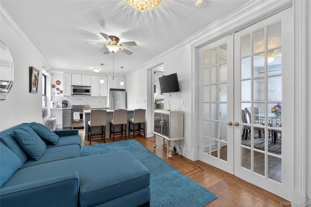 Photo of 42-22 Ketcham St #F16, Elmhurst, NY 11372 (MLS # 978161)