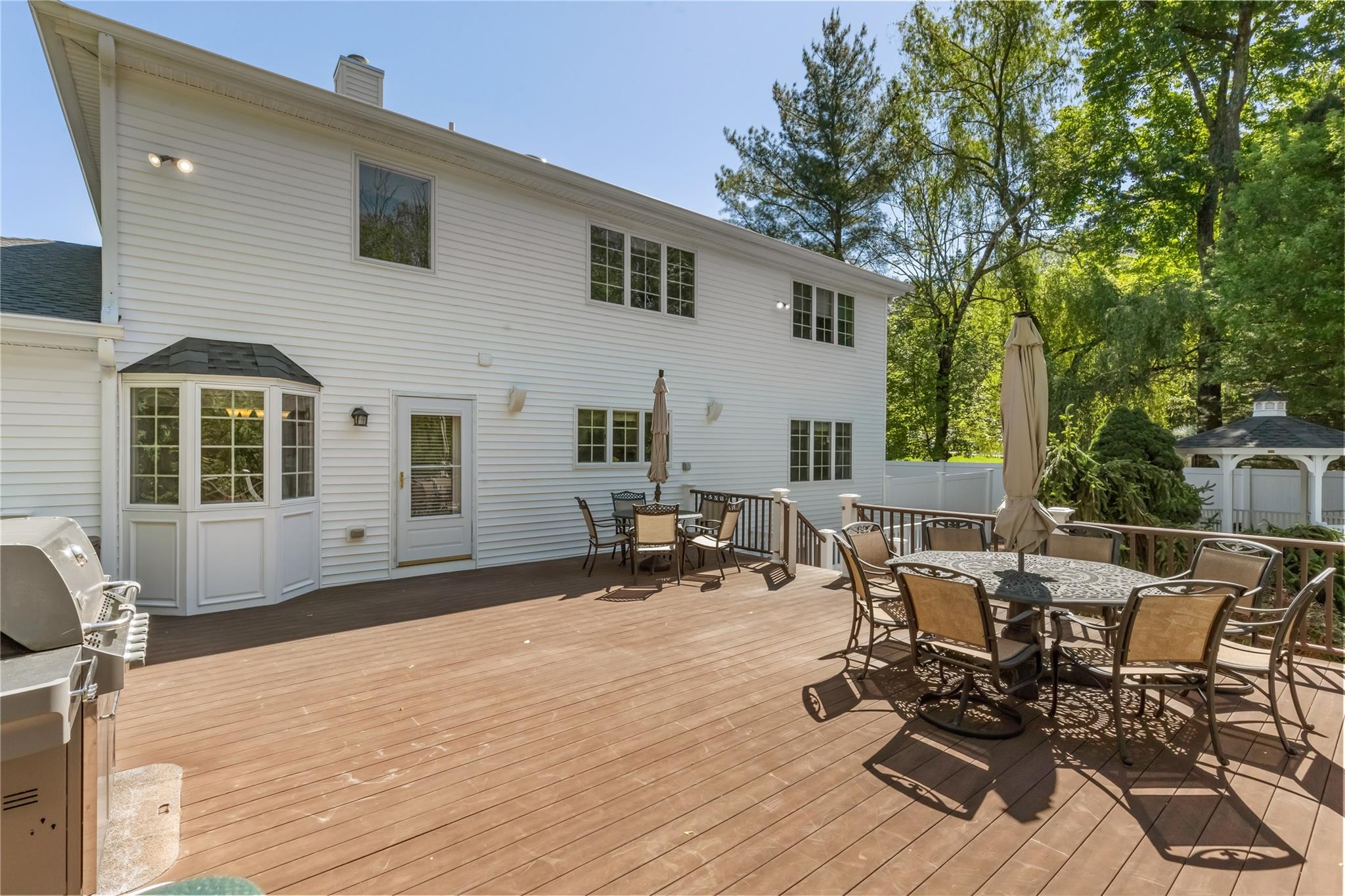 2377 Rela Lane, Yorktown Heights, New York image 38