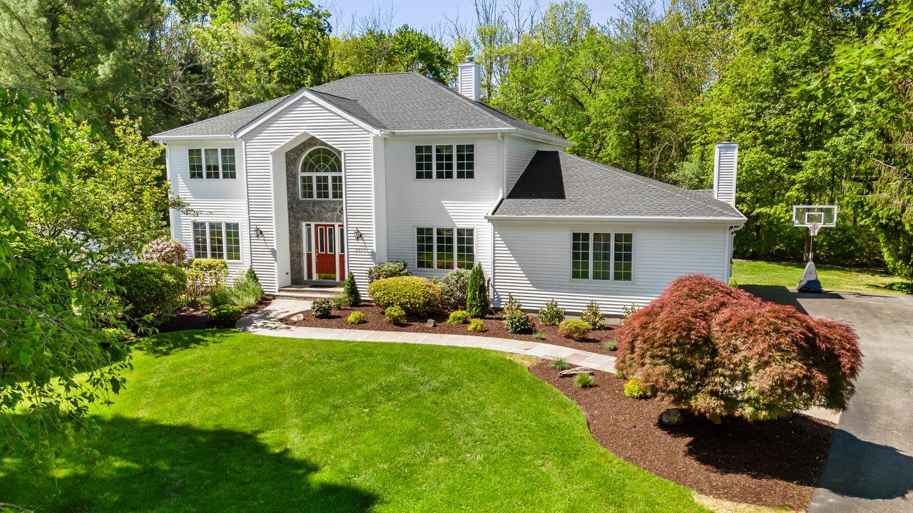 2377 Rela Lane, Yorktown Heights, New York image 2