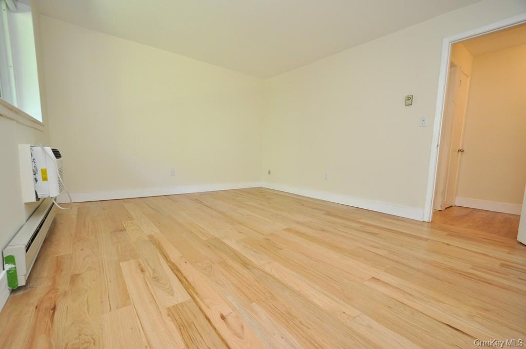 White Plains, New York 10603, United States, 1 Bedroom Bedrooms, ,1 BathroomBathrooms,Residential,Active,189873