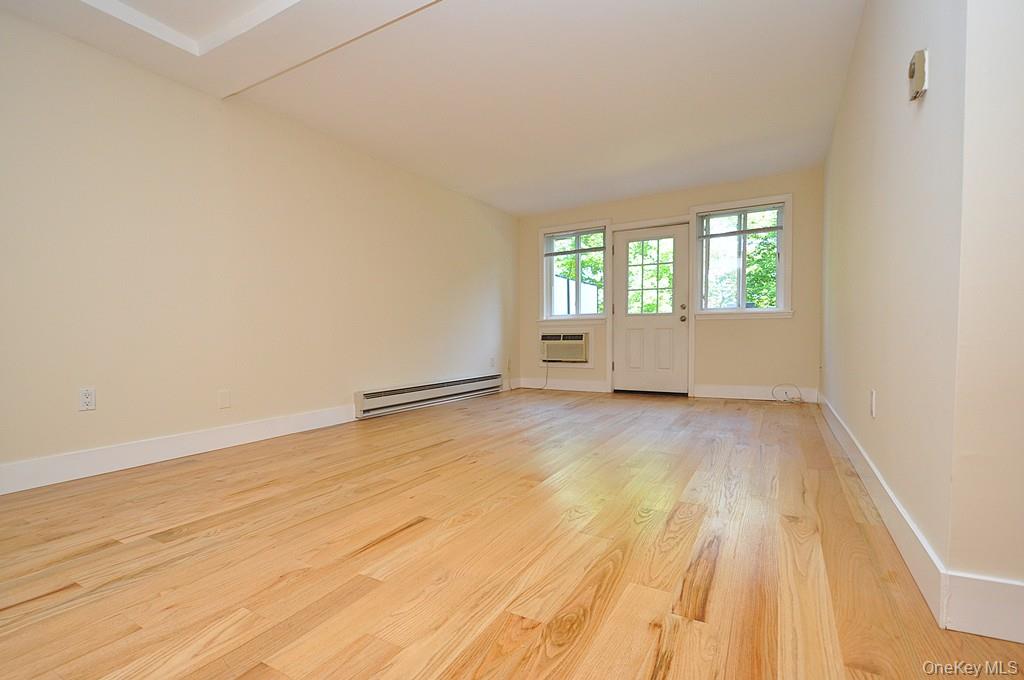 White Plains, New York 10603, United States, 1 Bedroom Bedrooms, ,1 BathroomBathrooms,Residential,Active,189873