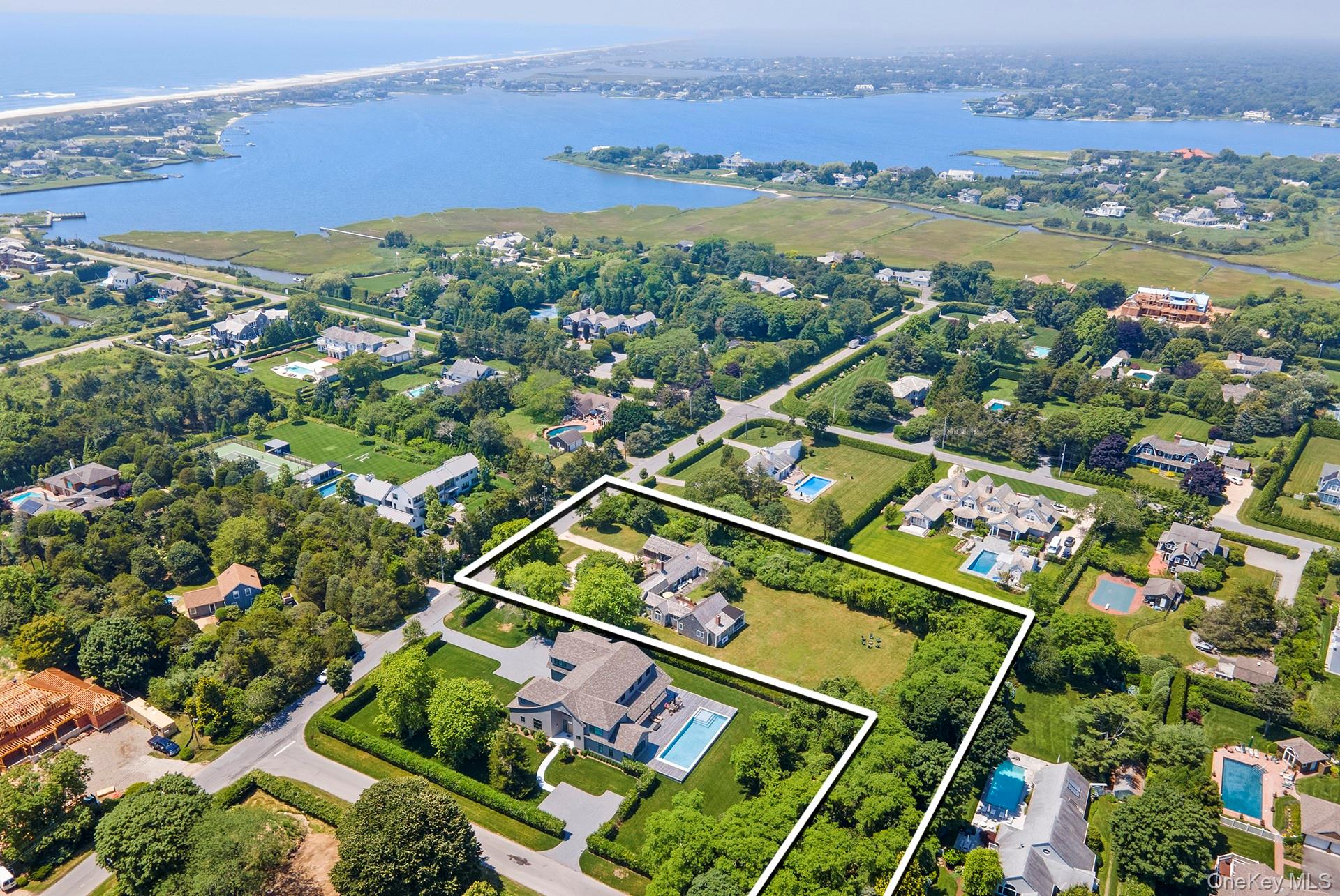 19 Quaquanantuck Lane