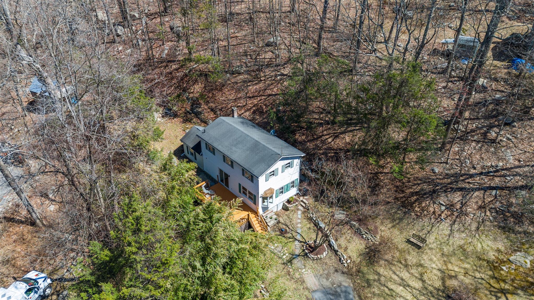 328 Cascade Road, Warwick, New York image 2