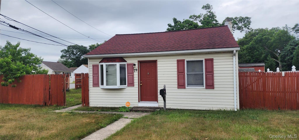 Photo of 79 Commack Road, North Babylon, NY 11703 (MLS # 1021019)