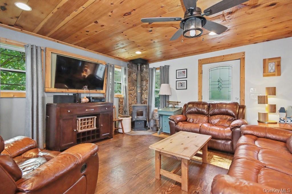 105 Cold Spring Road