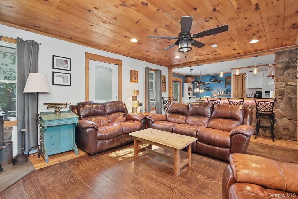 105 Cold Spring Road