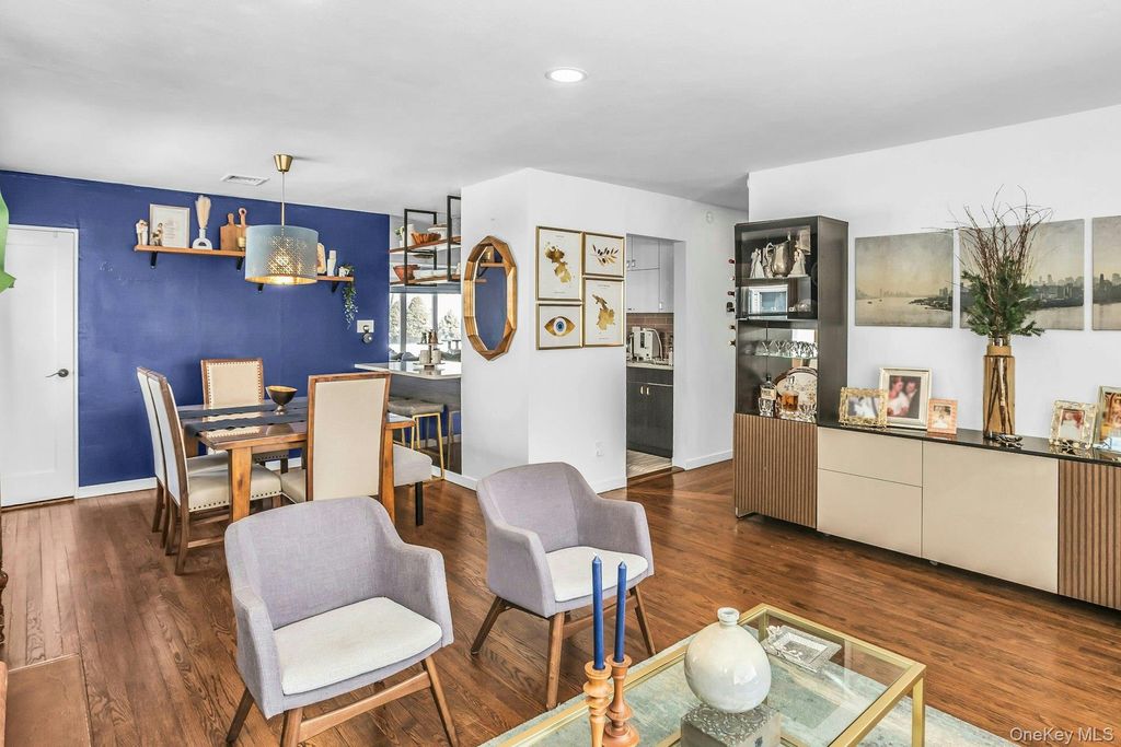 Photo of 116 Woods Avenue, Malverne, NY 11565 (MLS # 954538)