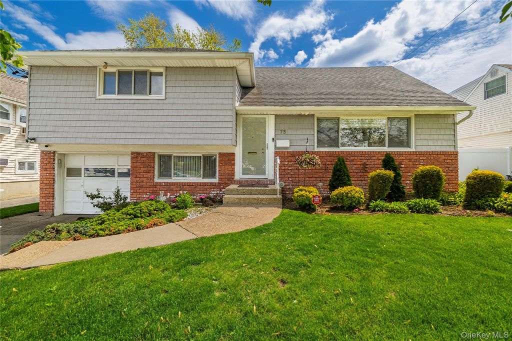 Photo of 73 Virginia Avenue, Oceanside, NY 11572 (MLS # 999738)