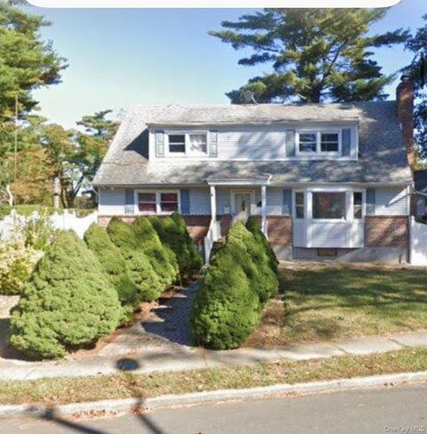 1 Pennsylvania Avenue Brentwood NY 11717