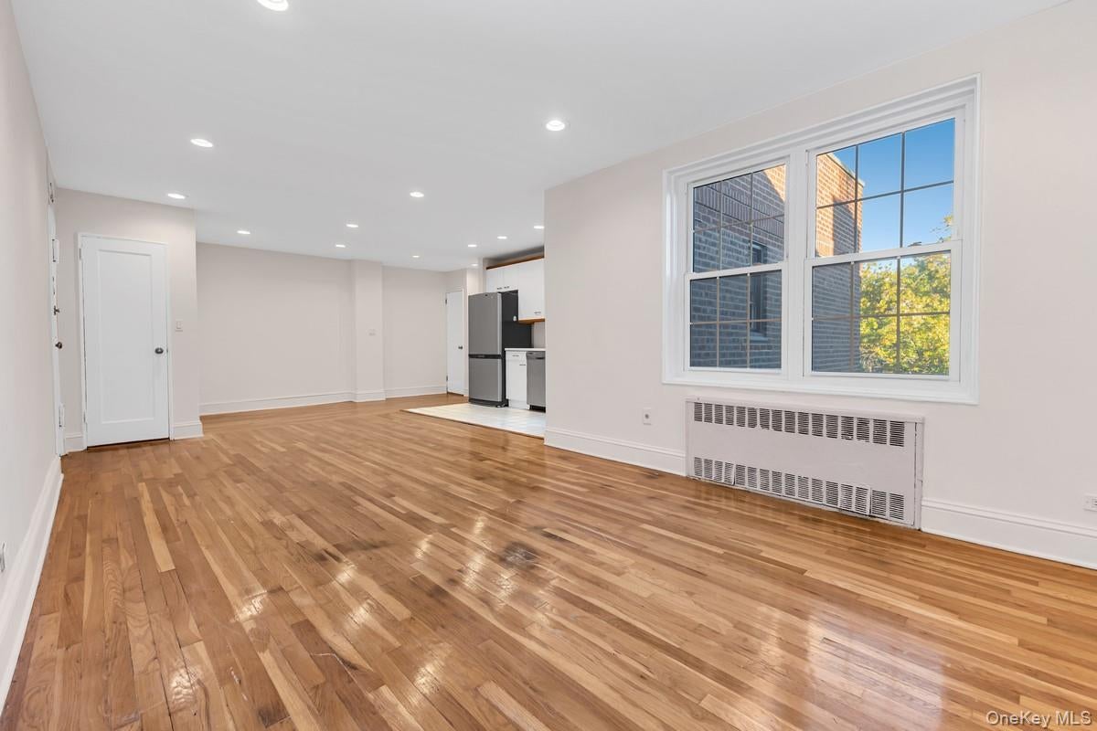 140-35 Burden Crescent 608