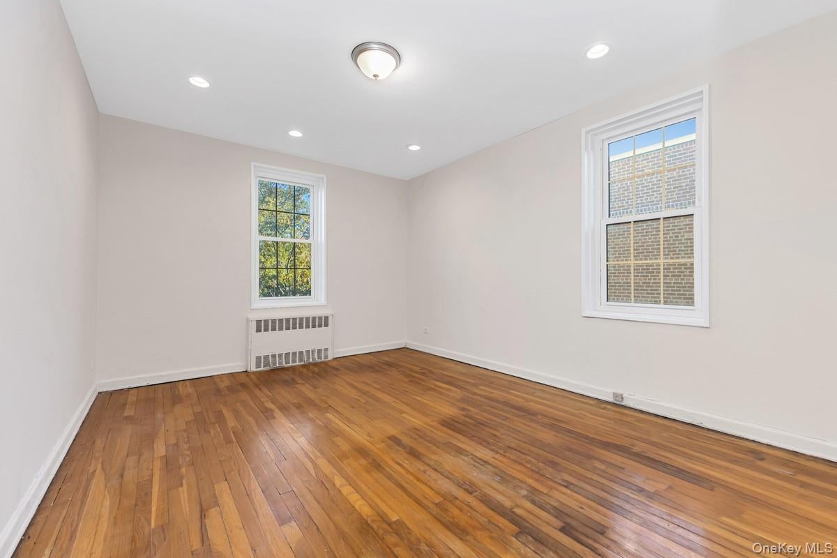 140-35 Burden Crescent 608