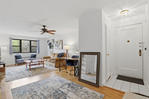 Homes For Sale - 154 Martling Avenue Ave #10 - T5<br/> Tarrytown, NY 10591