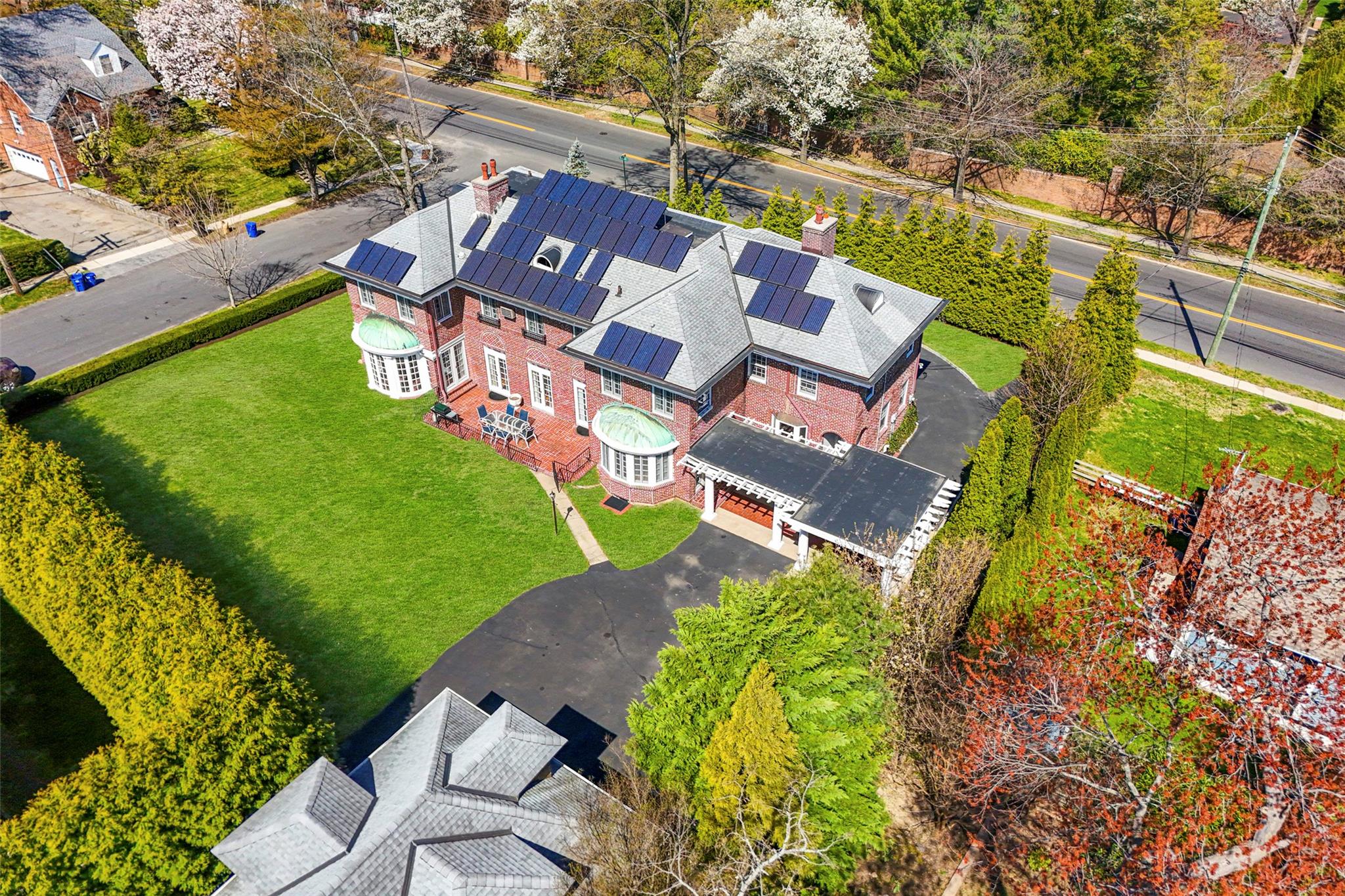 4610 Boston Post Road, Pelham, New York image 3