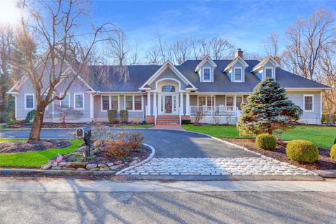98 Chateau Drive Melville NY 11747