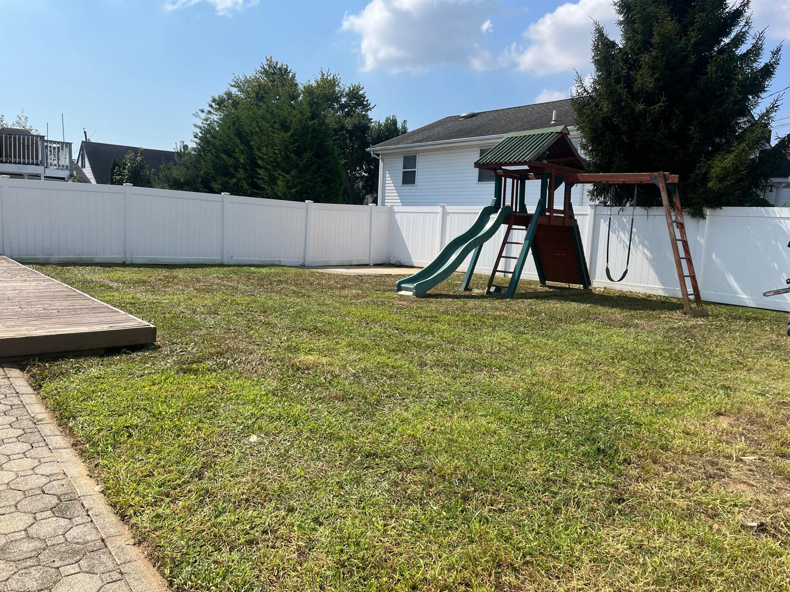 297 Catskill Avenue, Lindenhurst, New York image 16