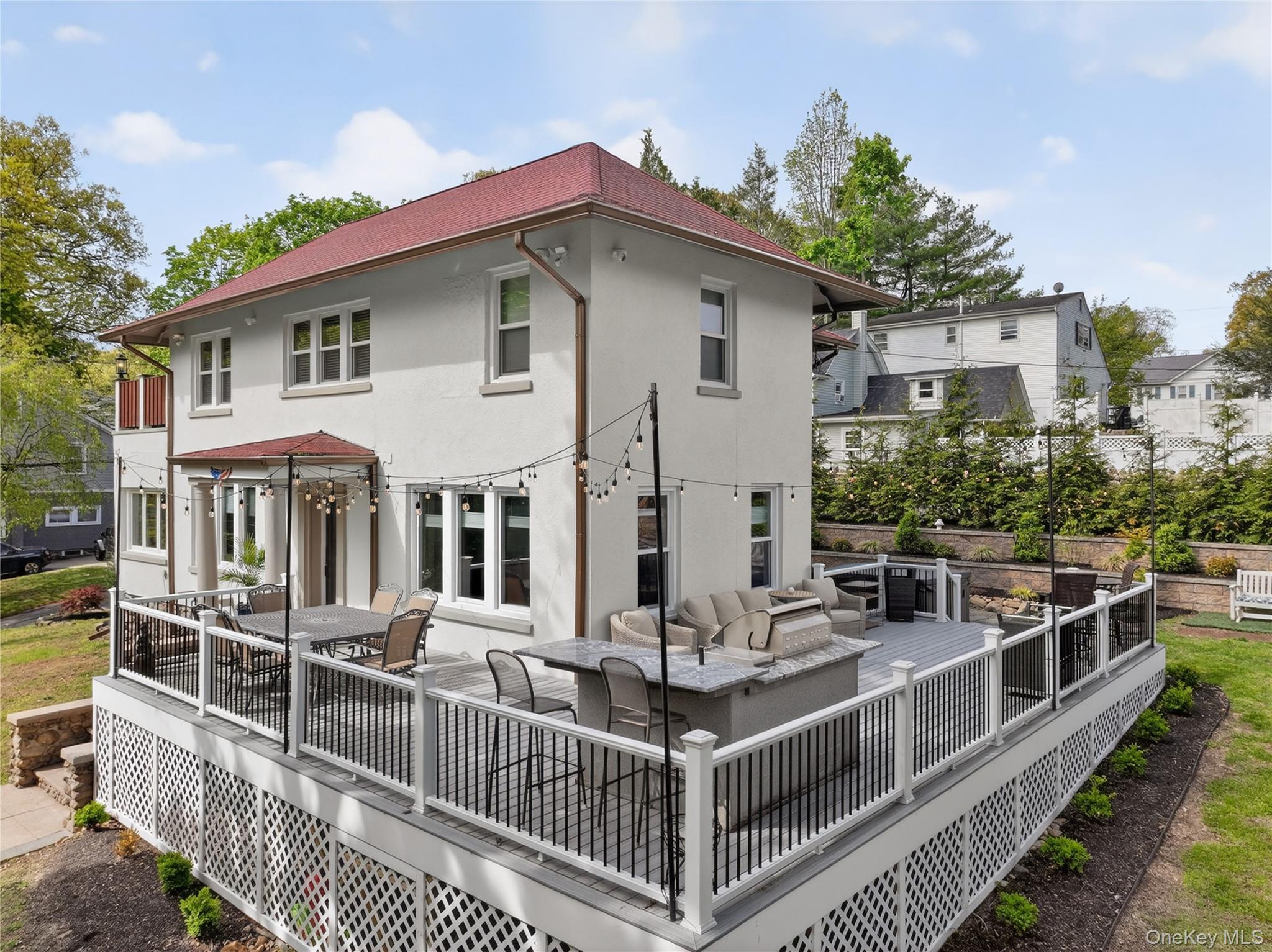 109 W Park Avenue
