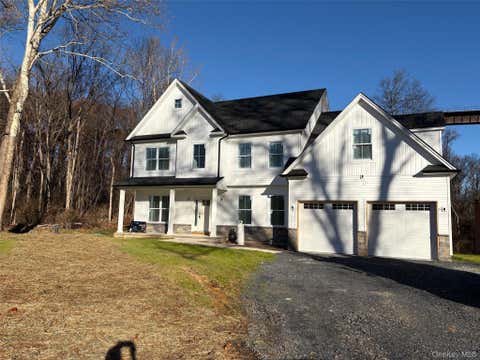 Homes For Sale - 4 Rosewood Lane Ct<br/> Salisbury Mills, NY 12553