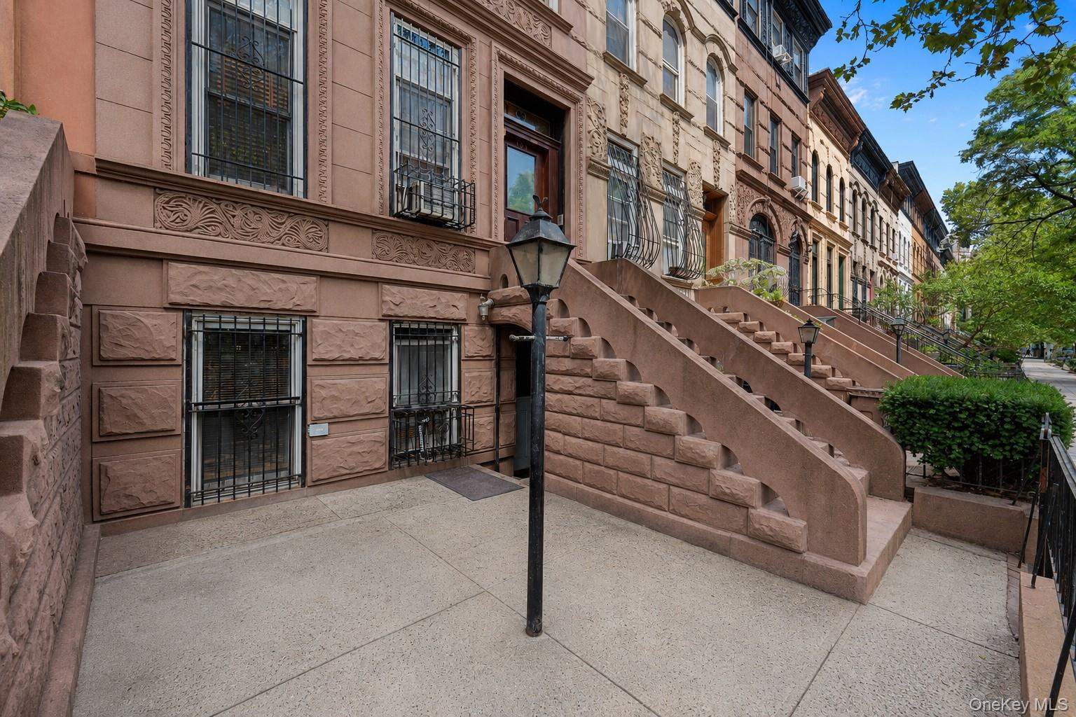 393 Park Place