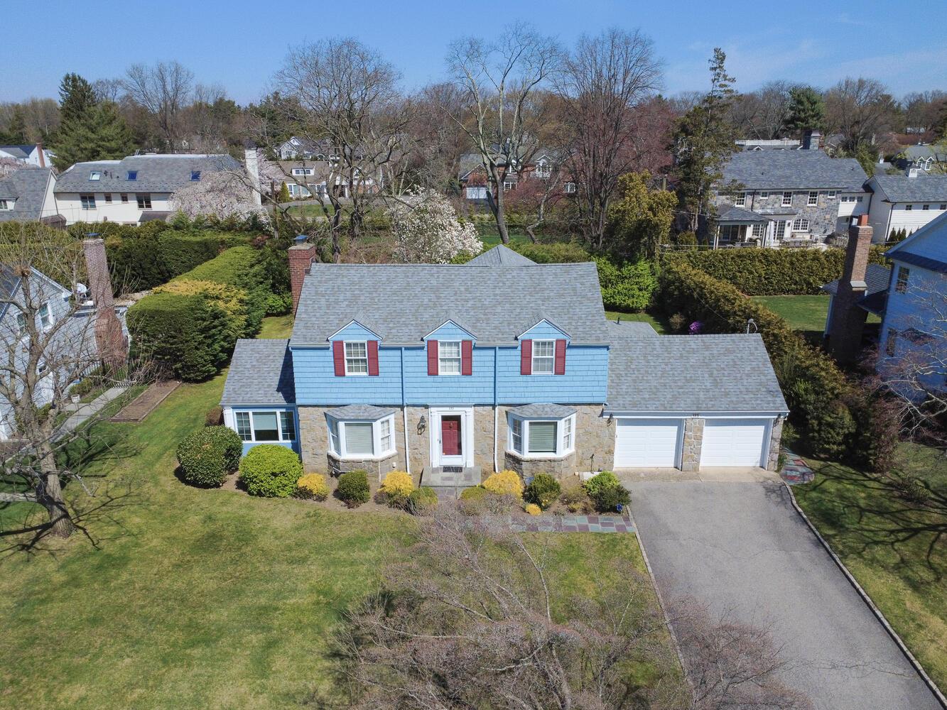 135 Northwoods Road, Manhasset, New York image 31