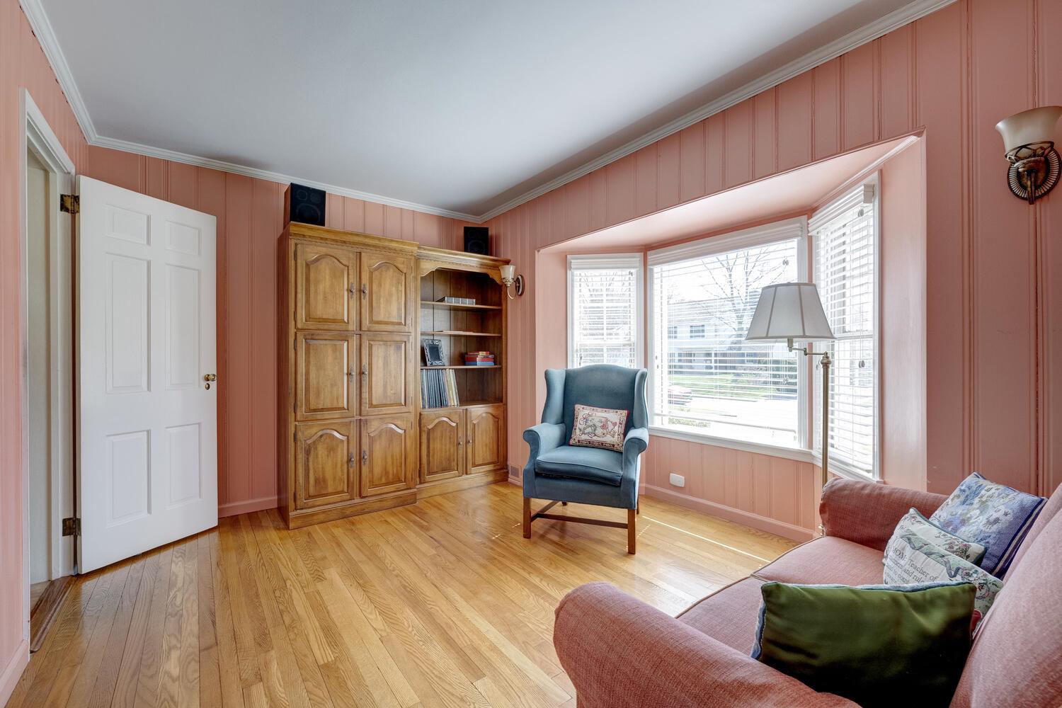 135 Northwoods Road, Manhasset, New York image 12