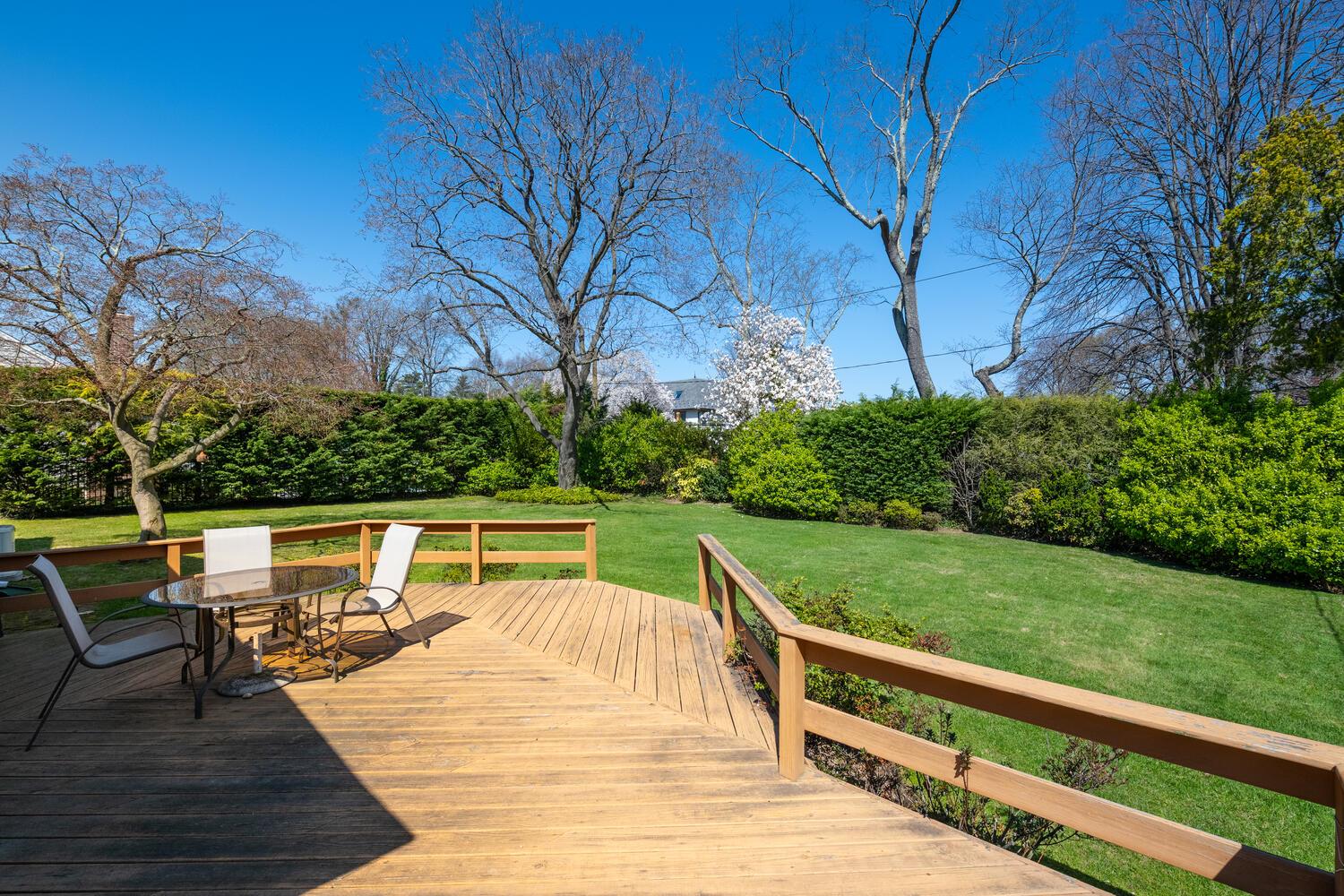 135 Northwoods Road, Manhasset, New York image 29