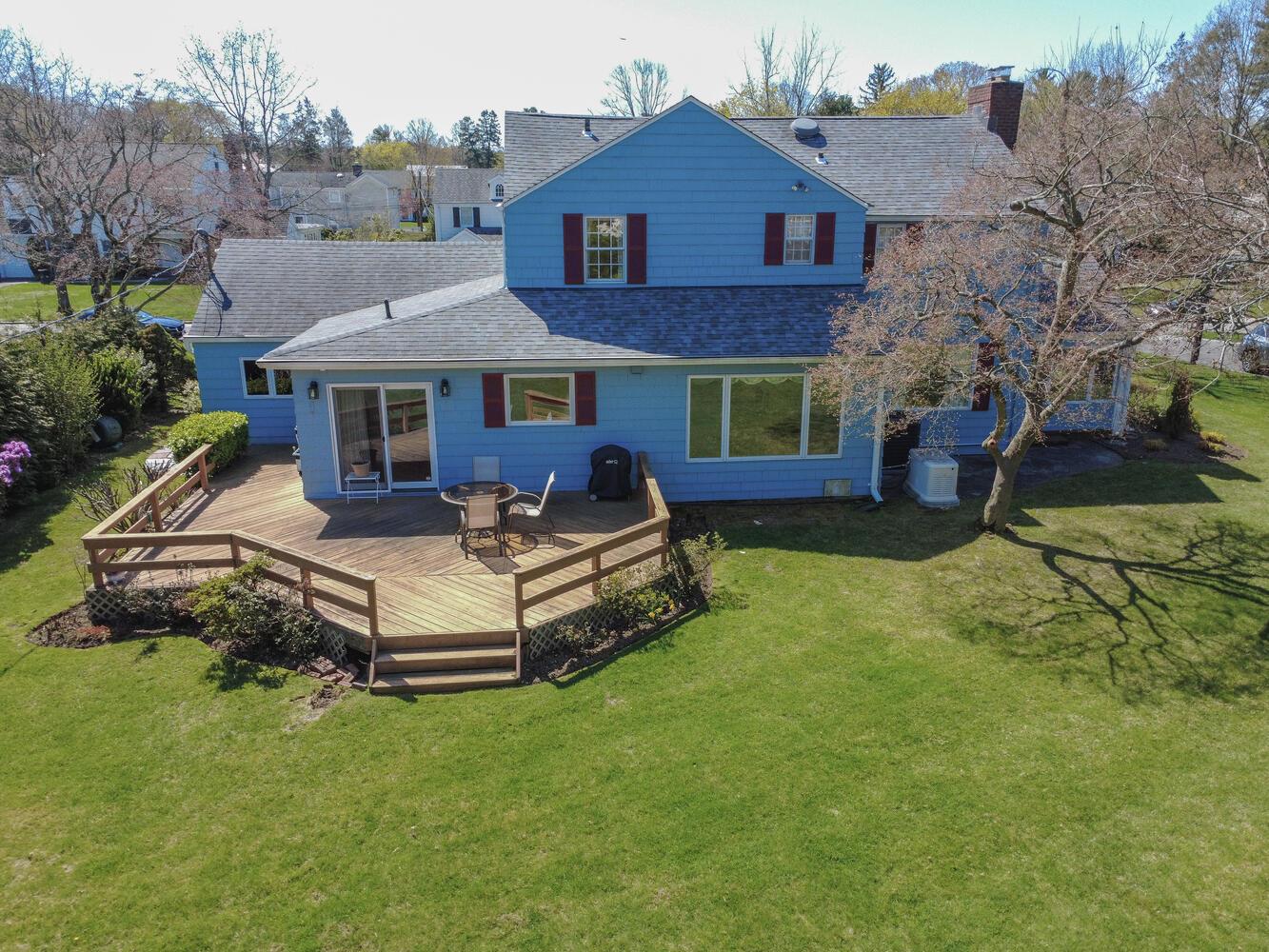 135 Northwoods Road, Manhasset, New York image 36