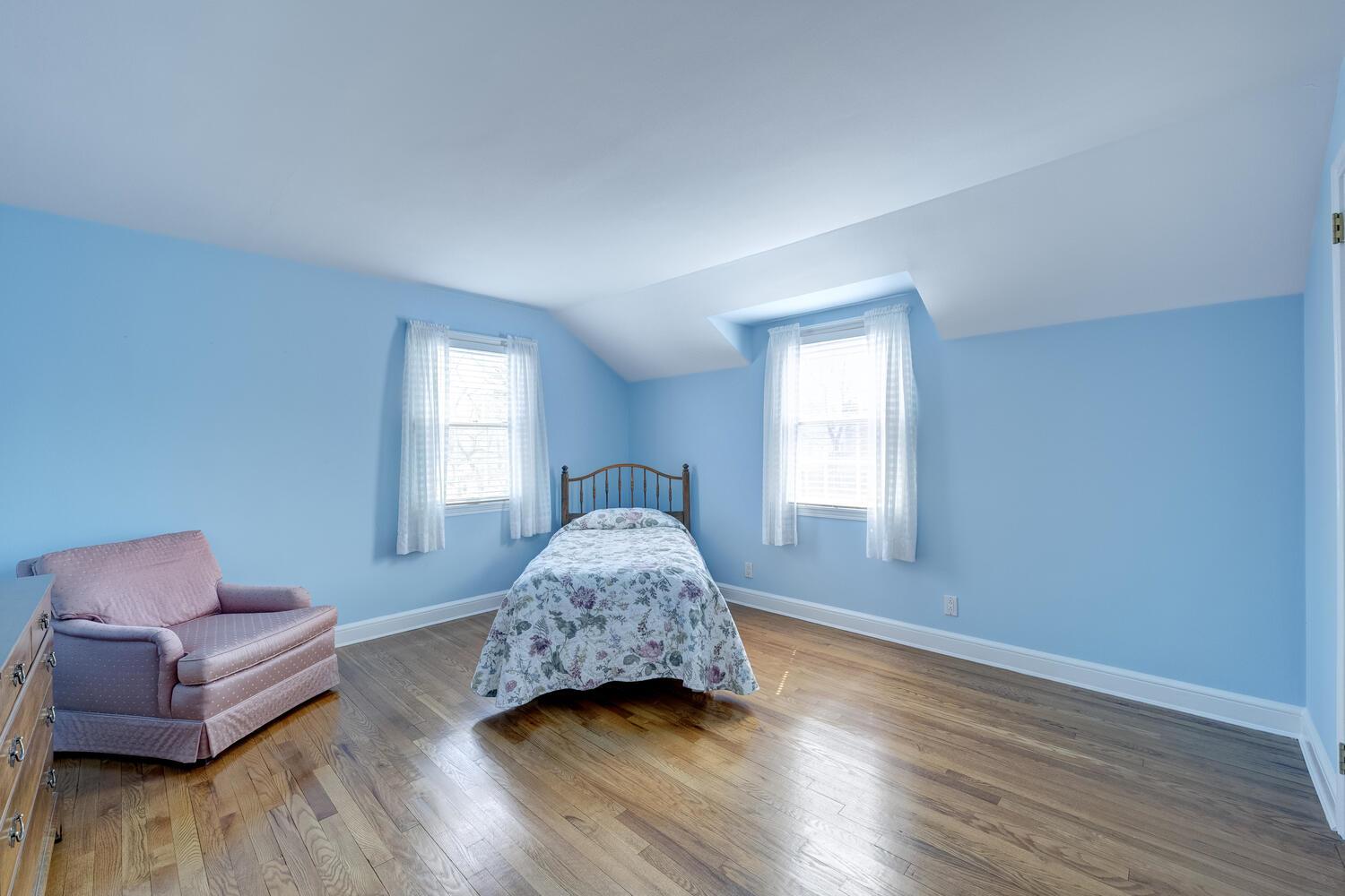 135 Northwoods Road, Manhasset, New York image 22