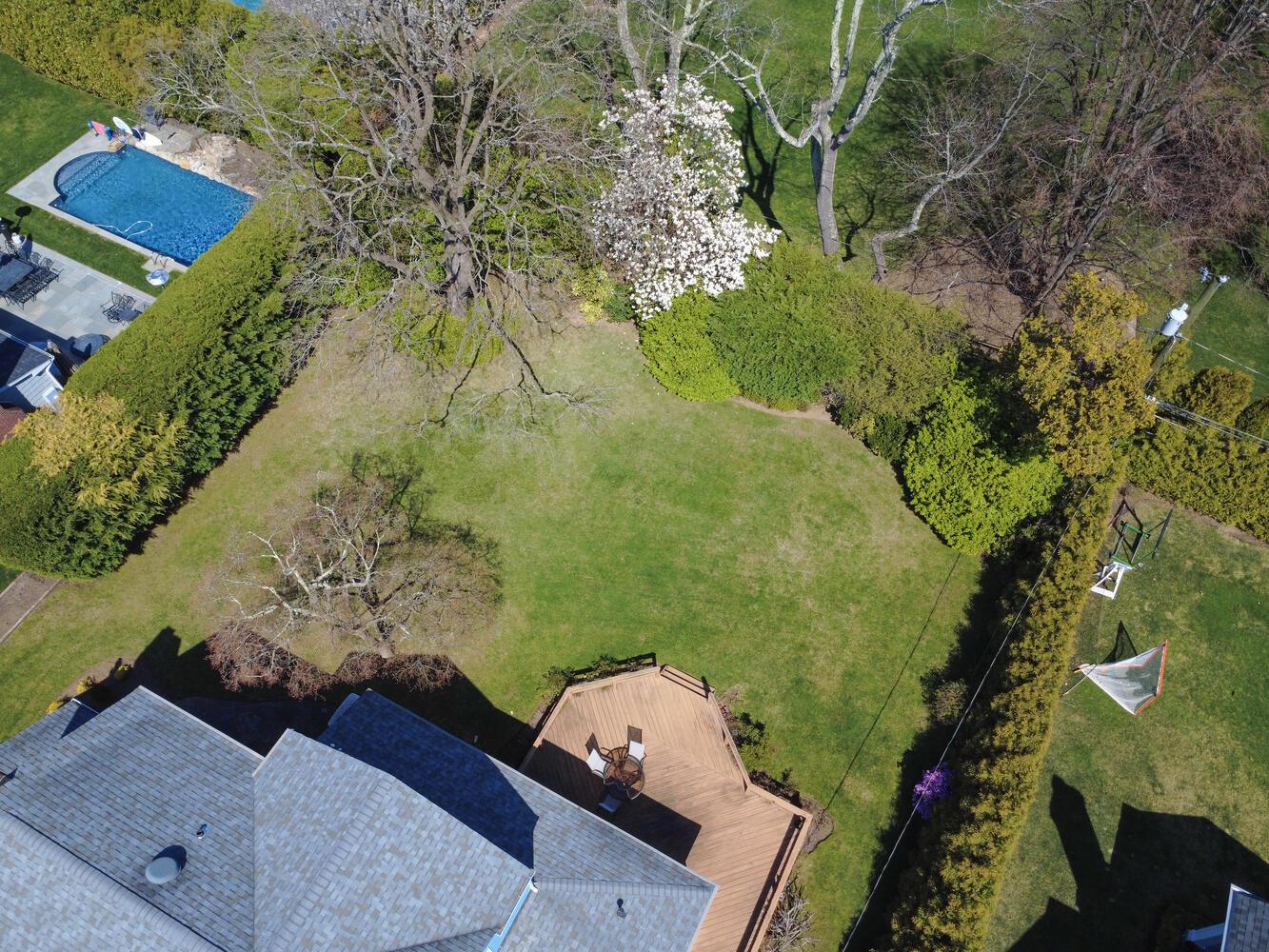 135 Northwoods Road, Manhasset, New York image 32
