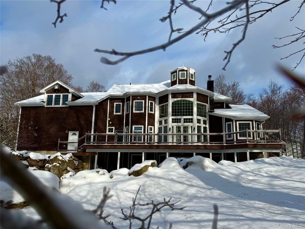 Photo of 1081 E Mountain Road S, Cold Spring, NY 10516 (MLS # 955500)