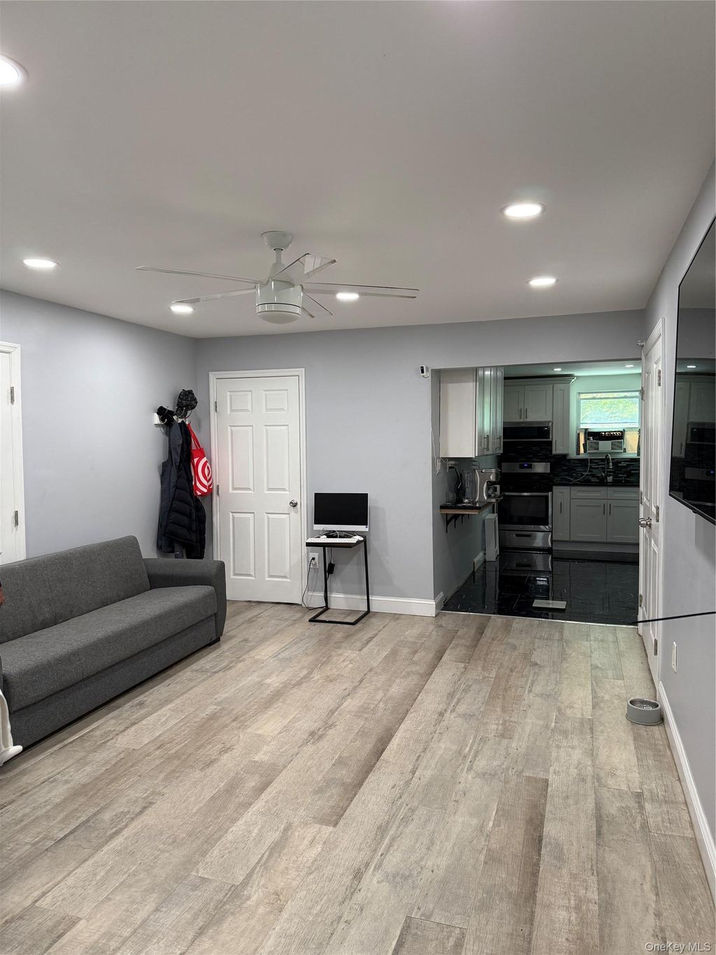 Photo of 219 Rumsey #1A, Yonkers, NY 10705 (MLS # 1002679)