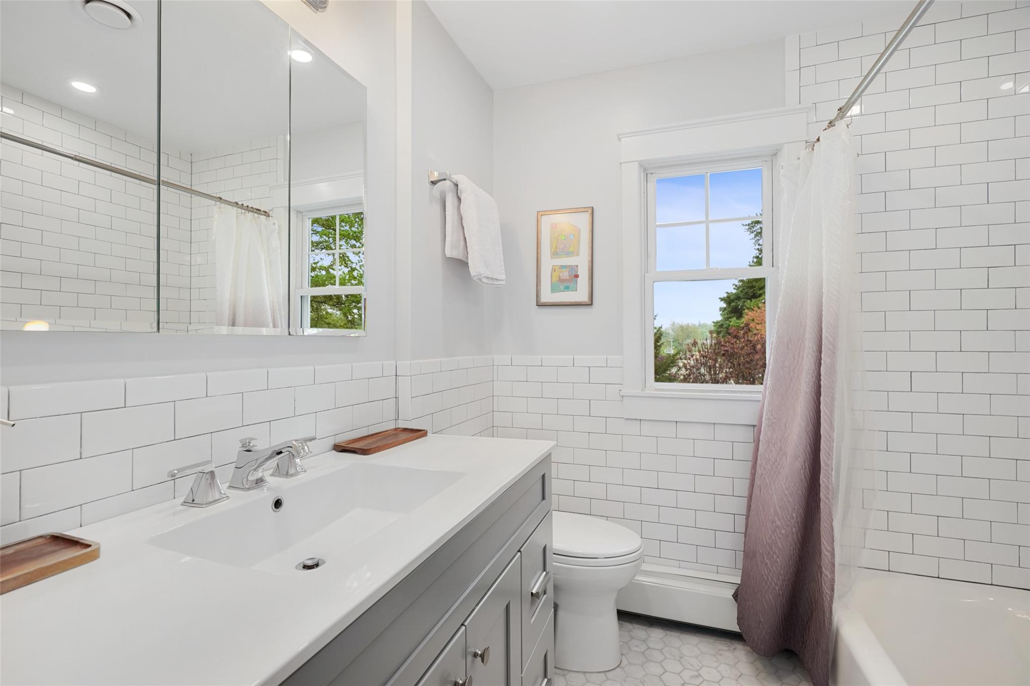 9 Hillcrest Road, Bronxville, New York image 18