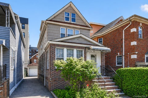 Photo of 4084 Denman Street, Elmhurst, NY 11373 (MLS # 1055293)