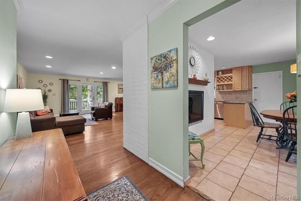 Photo of 28 River Road, Suffern, NY 10901 (MLS # 1002235)