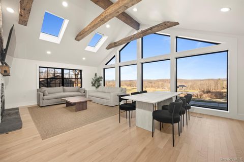 97 Valley Farm Road Millbrook NY 12545