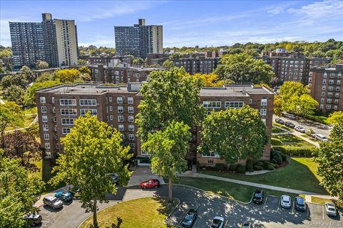 211-10 18th Avenue Unit 5J, Bayside, NY 11360 - MLS#: 924535