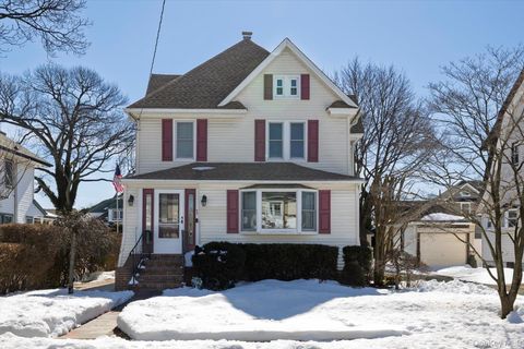 Homes For Sale - 43 Garfield Place<br/> East Rockaway, NY 11518