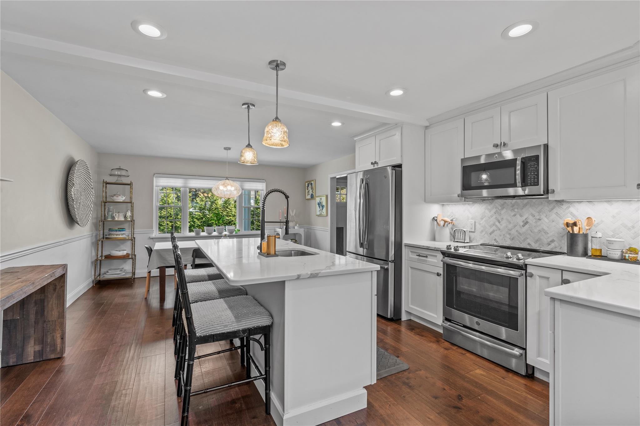 371 Cherry Street, Bedford Hills, Florida image 10