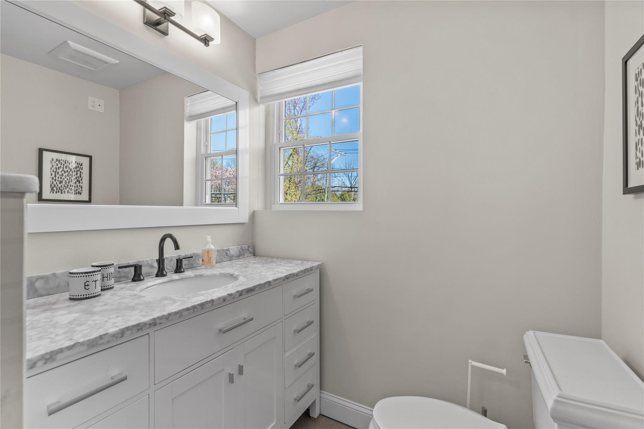 371 Cherry Street, Bedford Hills, Florida image 17