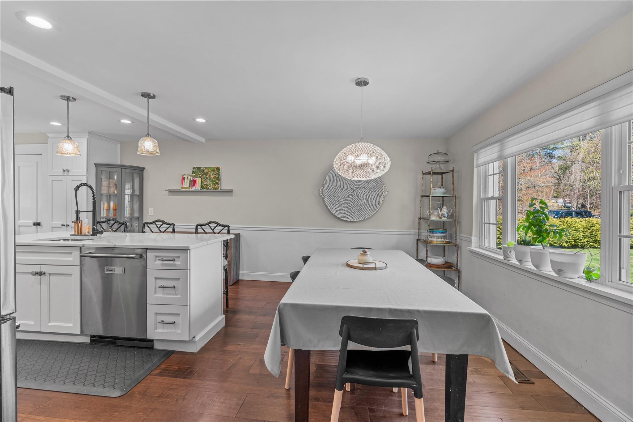 371 Cherry Street, Bedford Hills, Florida image 6