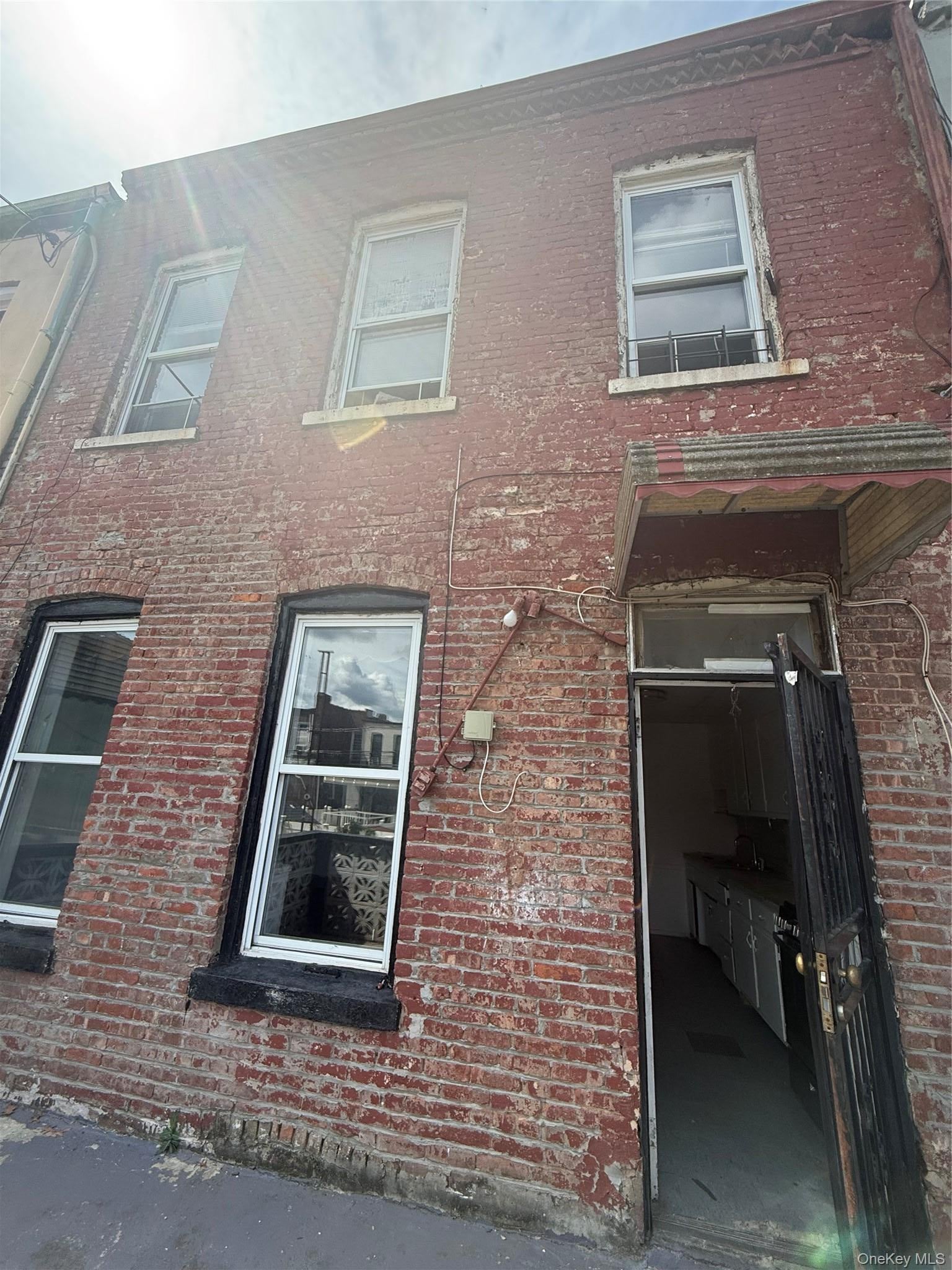 269 Grant Avenue