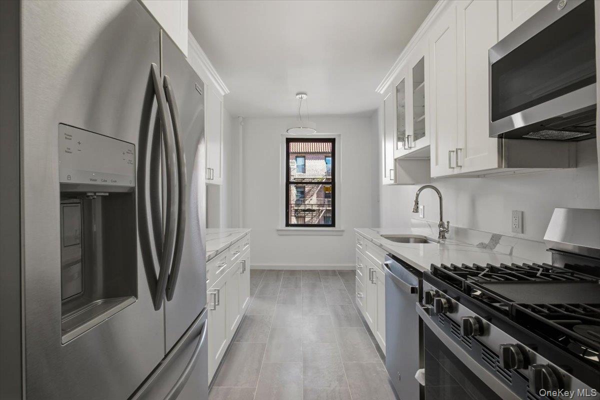 27 N Central Avenue 5D