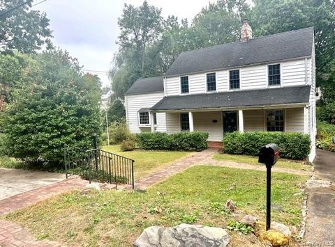 Homes For Sale - 10 Avondale Road<br/> Yonkers, NY 10710